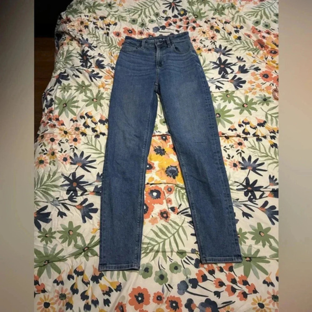 American eagle skinny jeans 00 26.5 inches long